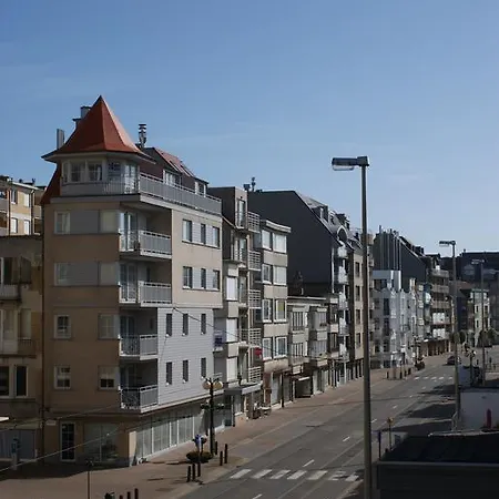 La Plage De Panne Exterior photo